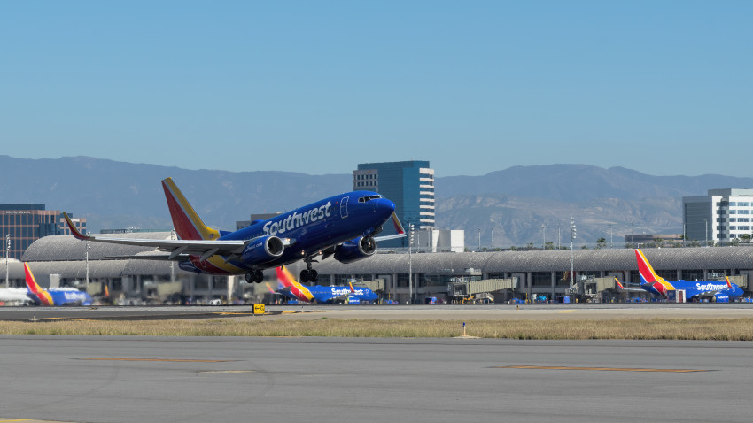  John Wayne Airport/Πηγή: Angel DiBilio / Shutterstock.com 