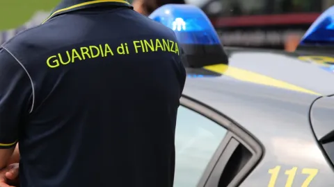 ιταλικη αστυνομια
