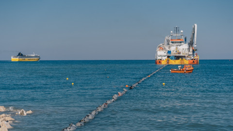 Ηλεκτρική διασύνδεση από τον ΑΔΜΗΕ