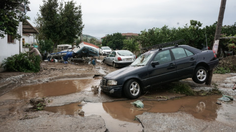 Αυτοκίνητα μετά από φυσικές καταστροφές 