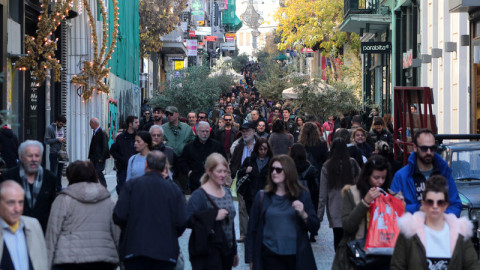 Τα κλειδιά και οι παγίδες για την ανάπτυξη 3% το 2024: Επενδύσεις,τουρισμός και ενέργεια, πληθωρισμός