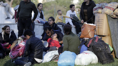 Απεργία των εργαζομένων στις ΜΚΟ για τους πρόσφυγες