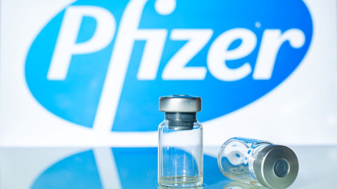 Pfizer: Οι ΗΠΑ αγοράζουν επιπλέον 200 εκατ. δόσεις